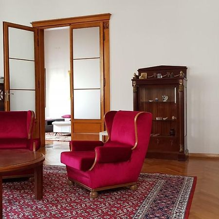 Luxury Apartment In The Heart Of Varaždin Esterno foto