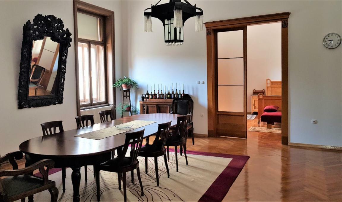 Luxury Apartment In The Heart Of Varaždin Esterno foto